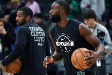 Jaylen Brown anota 30 puntos y 13 rebotes en victoria de Celtics 107-79 sobre Bucks