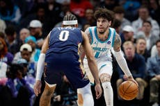 Los Hornets remontan 22 puntos y vencen 102-95 a los Pelicans para su séptima victoria consecutiva