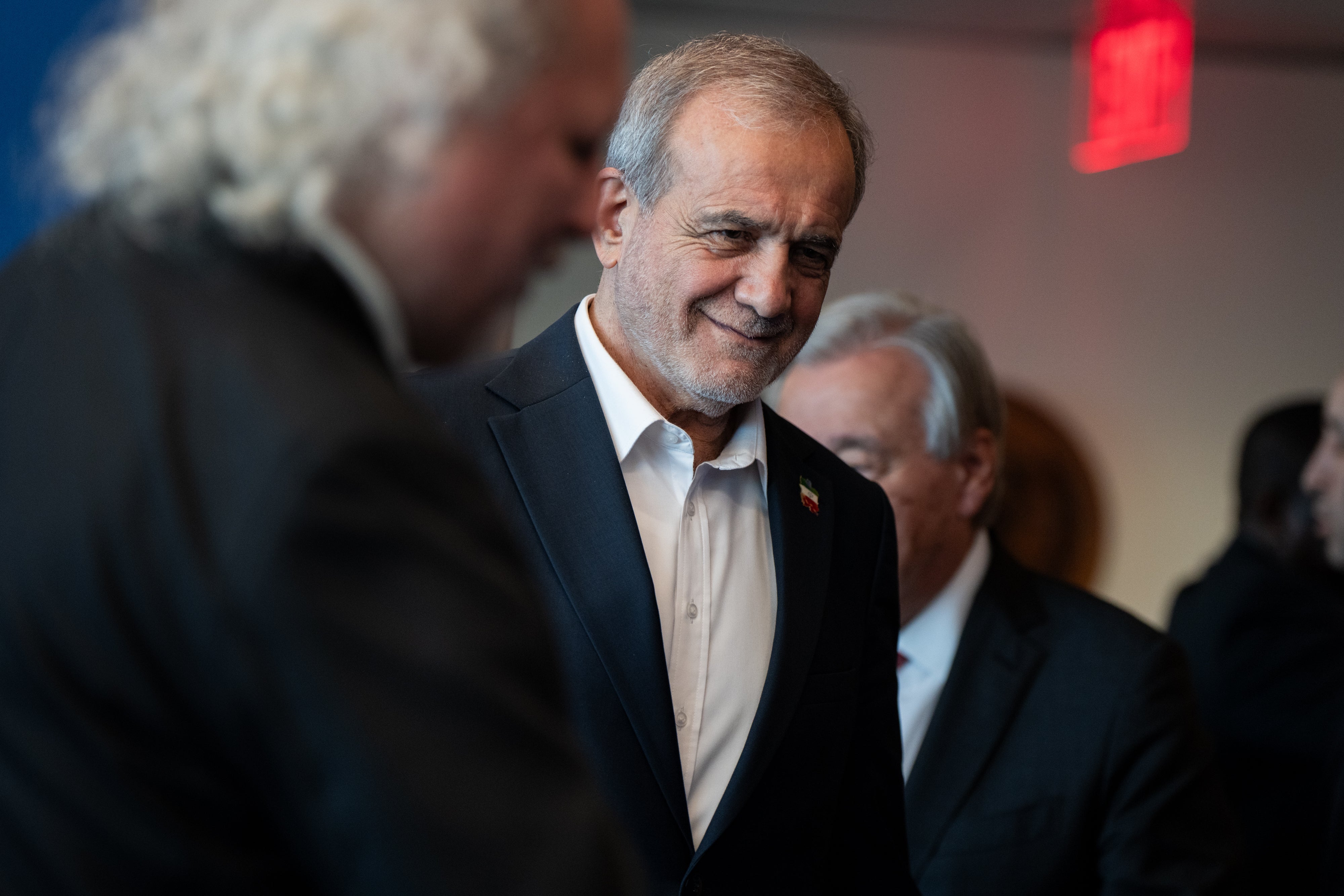 El presidente de Irán, Masoud Pezeshkian, condenó los bombardeos