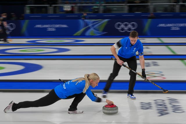 CURLING-PRIMER DÍA