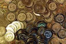 Continúa caída de meses de Bitcoin, llegando a su punto más bajo en 15 meses