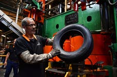 Reactivan antigua planta de Goodyear años después de su cierre por crisis económica en Venezuela