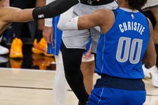 Castle logra 40 puntos con triple-doble y Spurs hilan 4ª victoria, 138-125 ante Mavericks