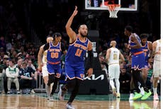 Con 31 puntos, Brunson impulsa victoria 111-89 de los Knicks ante Celtics
