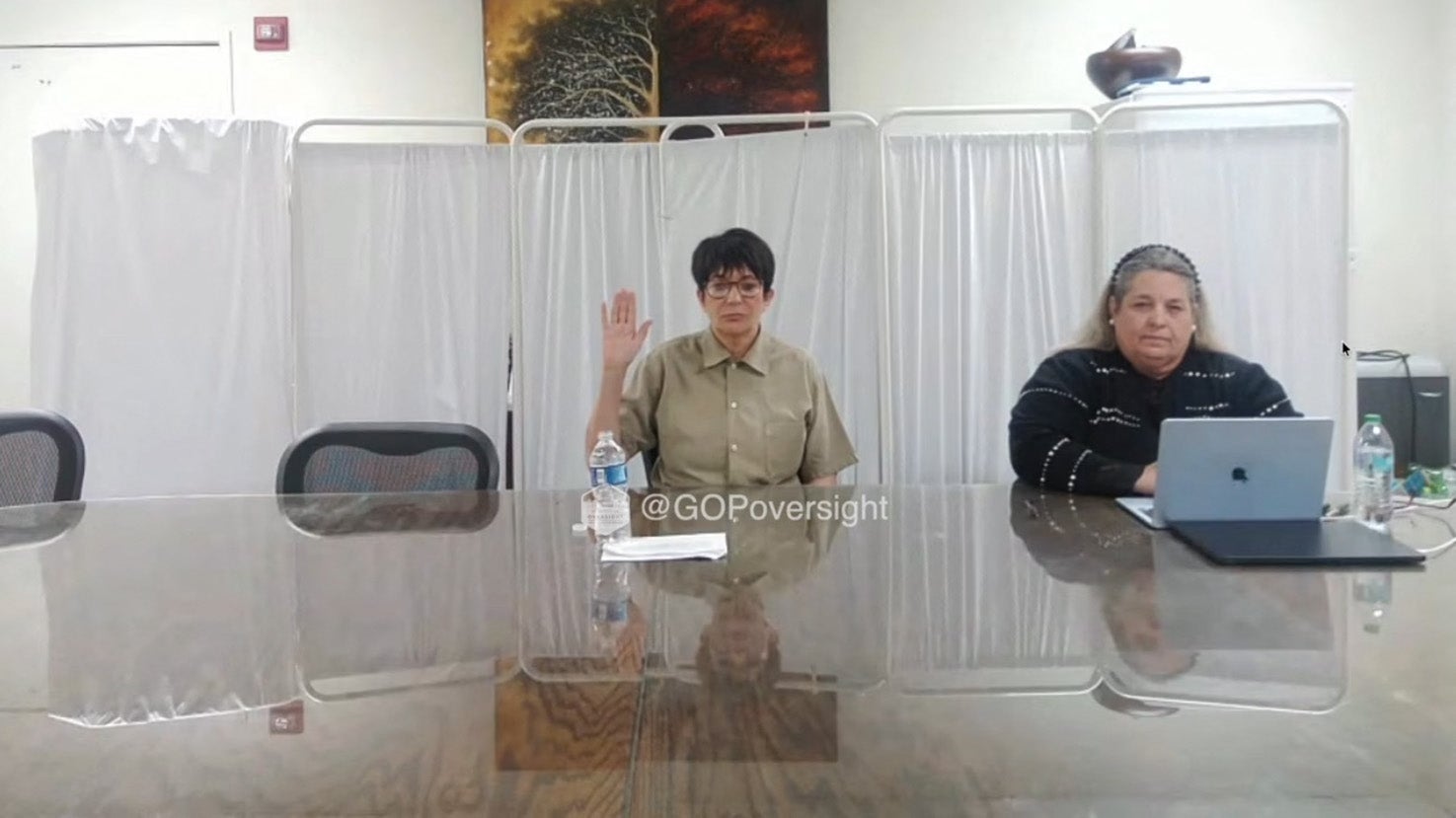 La asociada de Epstein encarcelada Ghislaine Maxwell ha dicho que los investigadores del Departamento de Justicia le preguntaron una vez sobre Campbell