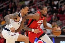 Con 26 puntos de Durant, Rockets derrotan 102-95 a Clippers