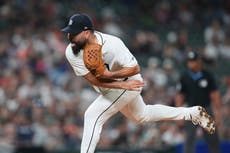 Piratas y el lanzador José Urquidy cierran contrato de 1 año por 1,5 millones de dólares