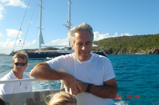 Epstein se reunió con miembros del Congreso tras su primer arresto