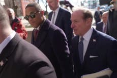 Periodista se declara inocente de cargos federales tras protesta en iglesia de Minnesota