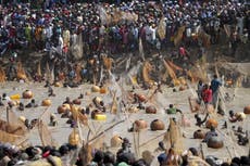 Un festival de pesca en Nigeria devuelve la alegría a la comunidad pese a contratiempos