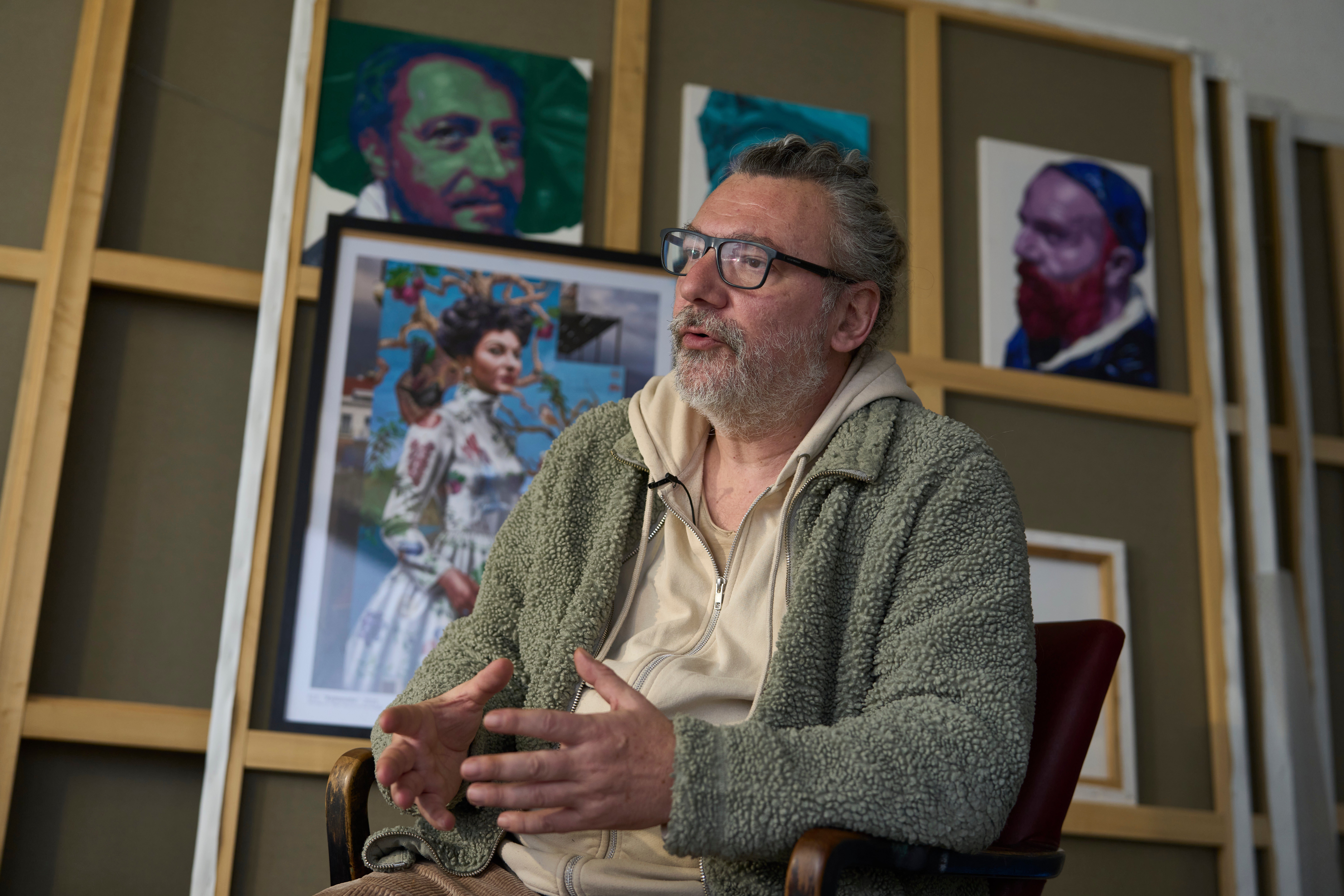 ESP-GEN GRECIA-ARTE CALLEJERO