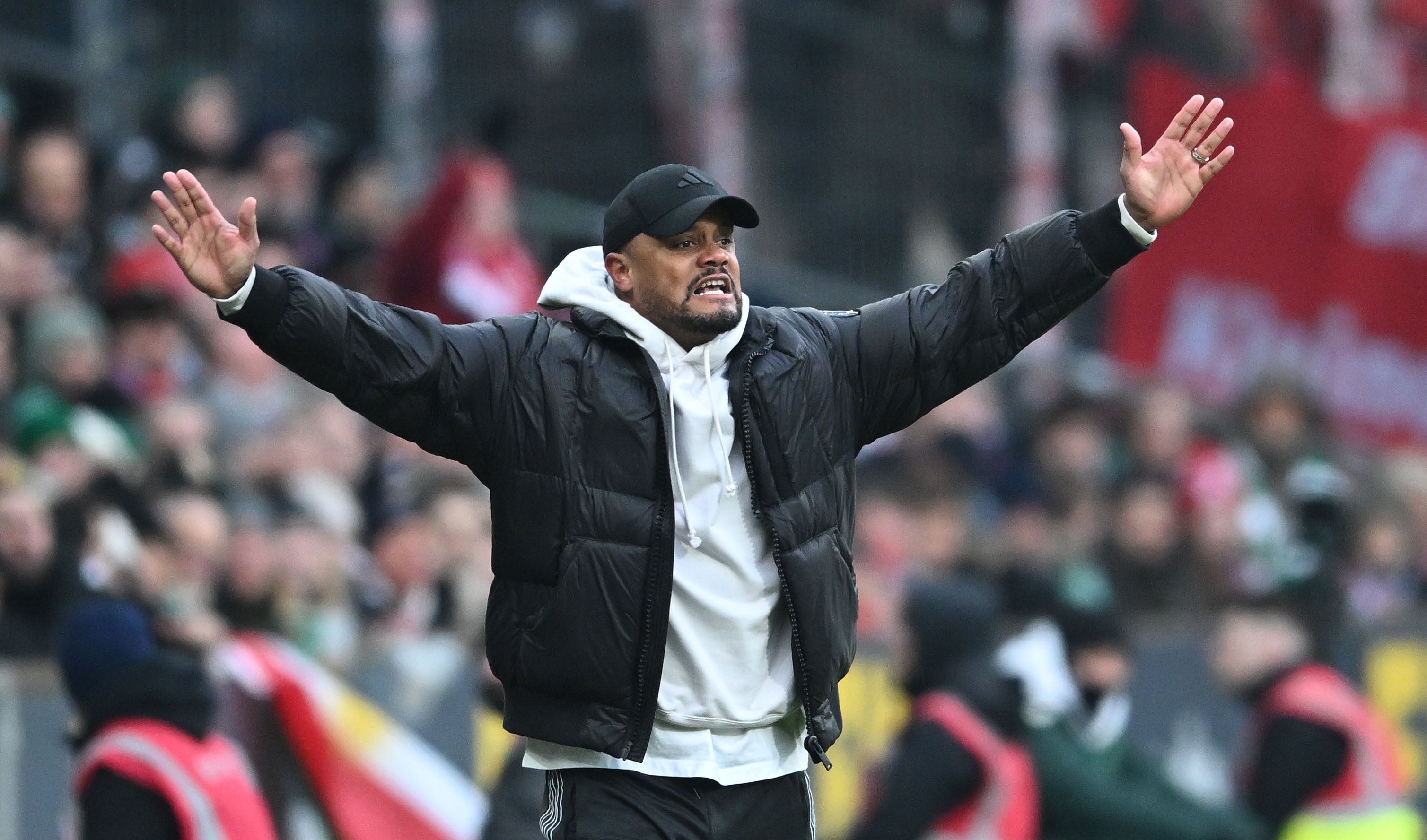 Kompany critica a Mourinho por comentarios sobre Vinícius Júnior: "Un gran error"