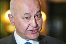 La diplomacia es la única vía hacia la paz en Ucrania, dice jefe de refugiados de la ONU