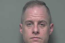 Exconcursante de ‘American Idol’ es acusado de matar a su esposa