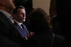 Macron ordena investigar a grupos violentos tras la muerte de un activista de ultraderecha