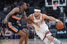 Devin Booker es baja con los Suns al menos una semana por distensión de cadera derecha