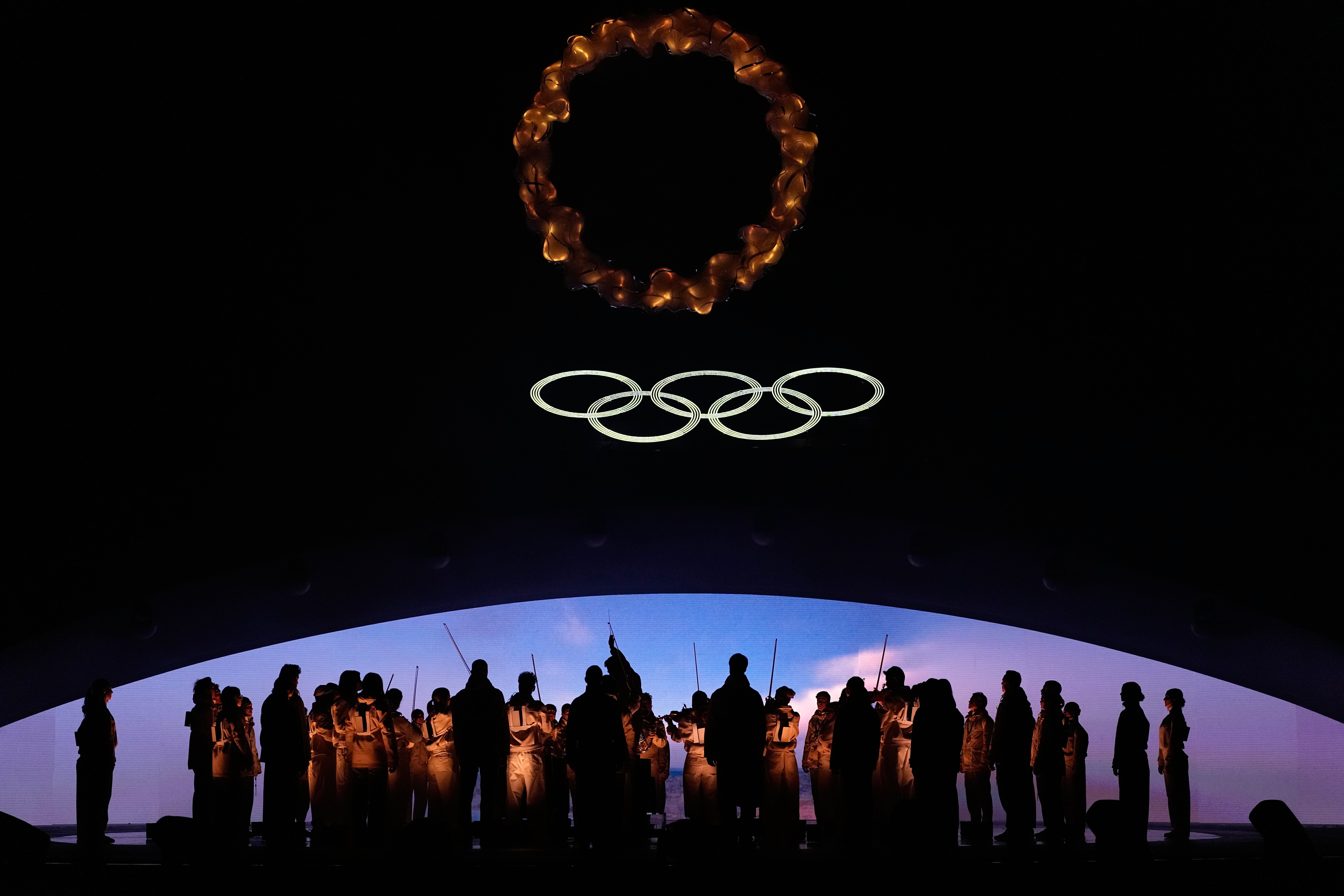 MILÁN-CORTINA-CLAUSURA