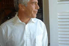 Epstein ocultó manuales de “esclavas sexuales” y fotos en bodega secreta