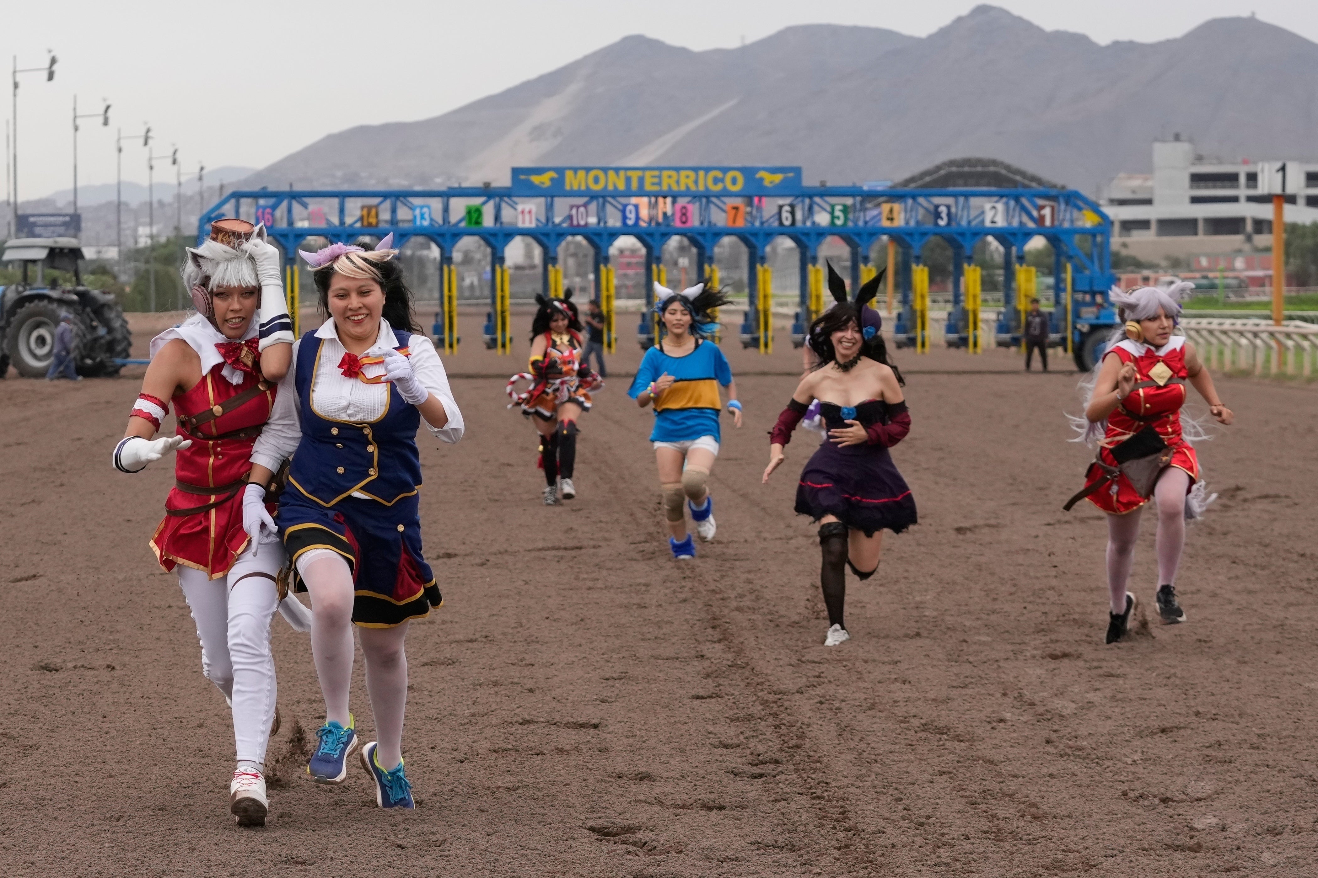 PERÚ-VIDEOJUEGO CABALLOS