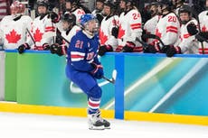 Capitana estadounidense Hilary Knight revela que jugó los Juegos Olímpicos con ligamento roto