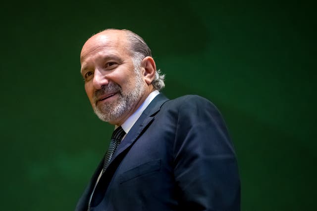 <p>El secretario de Comercio, Howard Lutnick, dijo a los legisladores en febrero que no había visto nada “inapropiado” en la isla de Epstein durante su visita para almorzar</p>