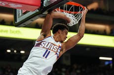 Suns vencen 114-103 a Kings, colistas de la NBA, y barren la serie de la temporada