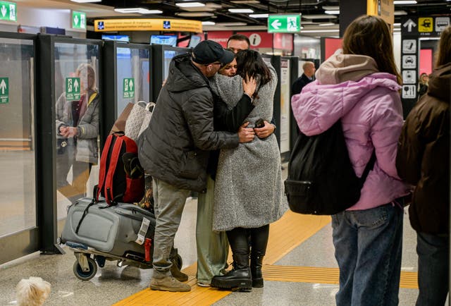 MUN-GEN IRÁN-VIAJEROS VARADOS