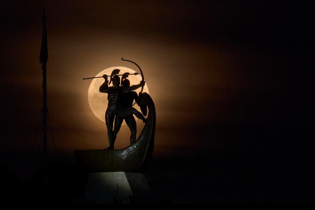 ECLIPSE LUNAR-FOTOGALERÍA