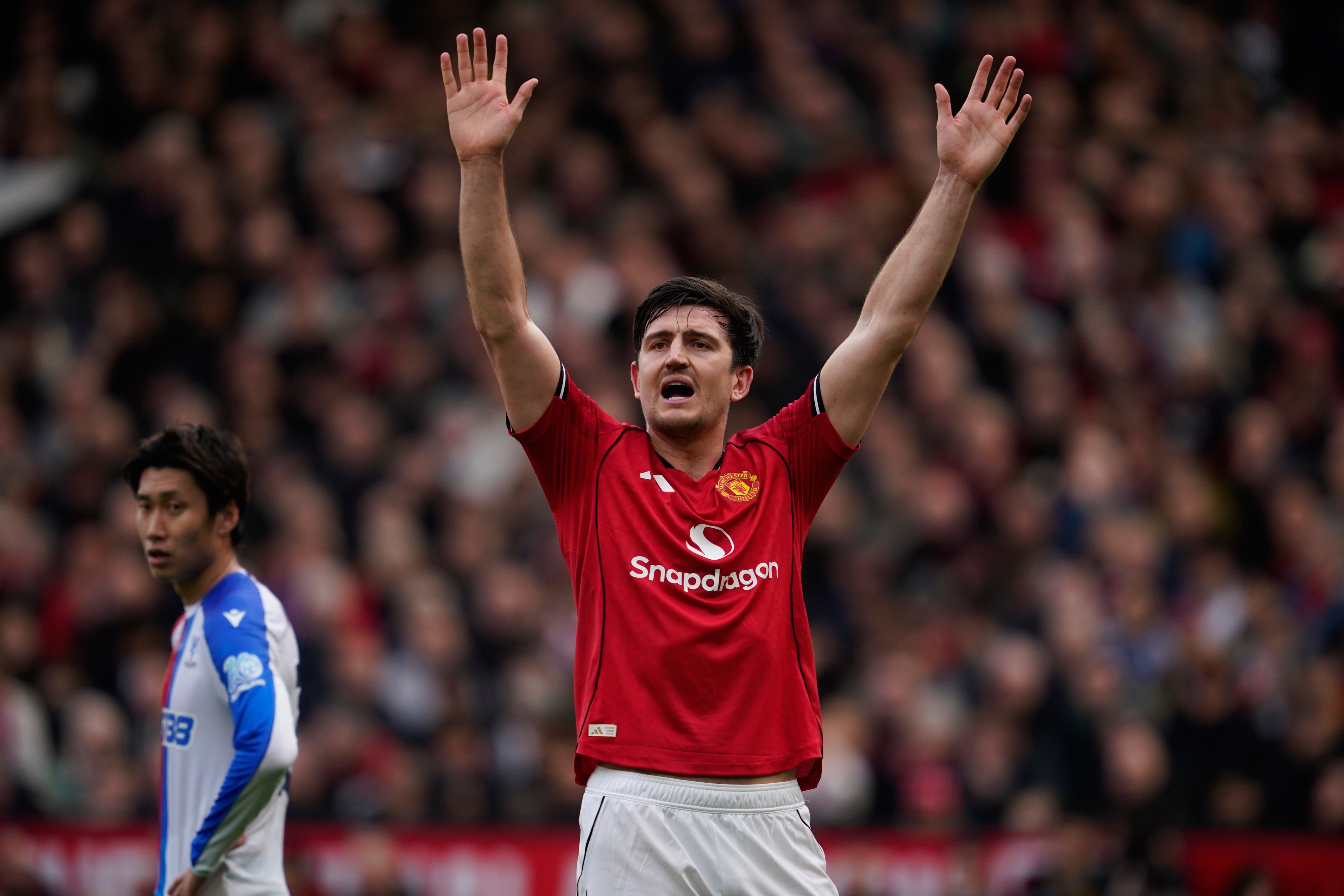 Harry Maguire recibe condena suspendida por incidente en Grecia en 2020