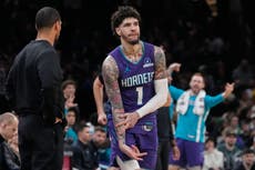 Knueppel anota 20, Hornets aplastan 118-89 a Celtics, para hilvanar su 6ta victoria