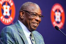 A los 76, Dusty Baker dirige de nuevo: lidera a Nicaragua en el Clásico Mundial de Béisbol