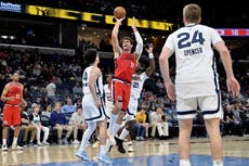 Leonard, Garland y Mathurin impulsan a los Clippers 123-120 sobre los Grizzlies