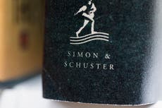 Simon & Schuster nombra a exejecutivo de Amazon Greg Greeley como director general