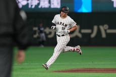 Japón anota 9 carreras en la octava y vence 9-0 a República Checa en el Clásico