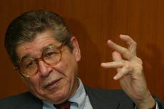 Muere el escritor peruano Alfredo Bryce Echenique, autor de "Un mundo para Julius"