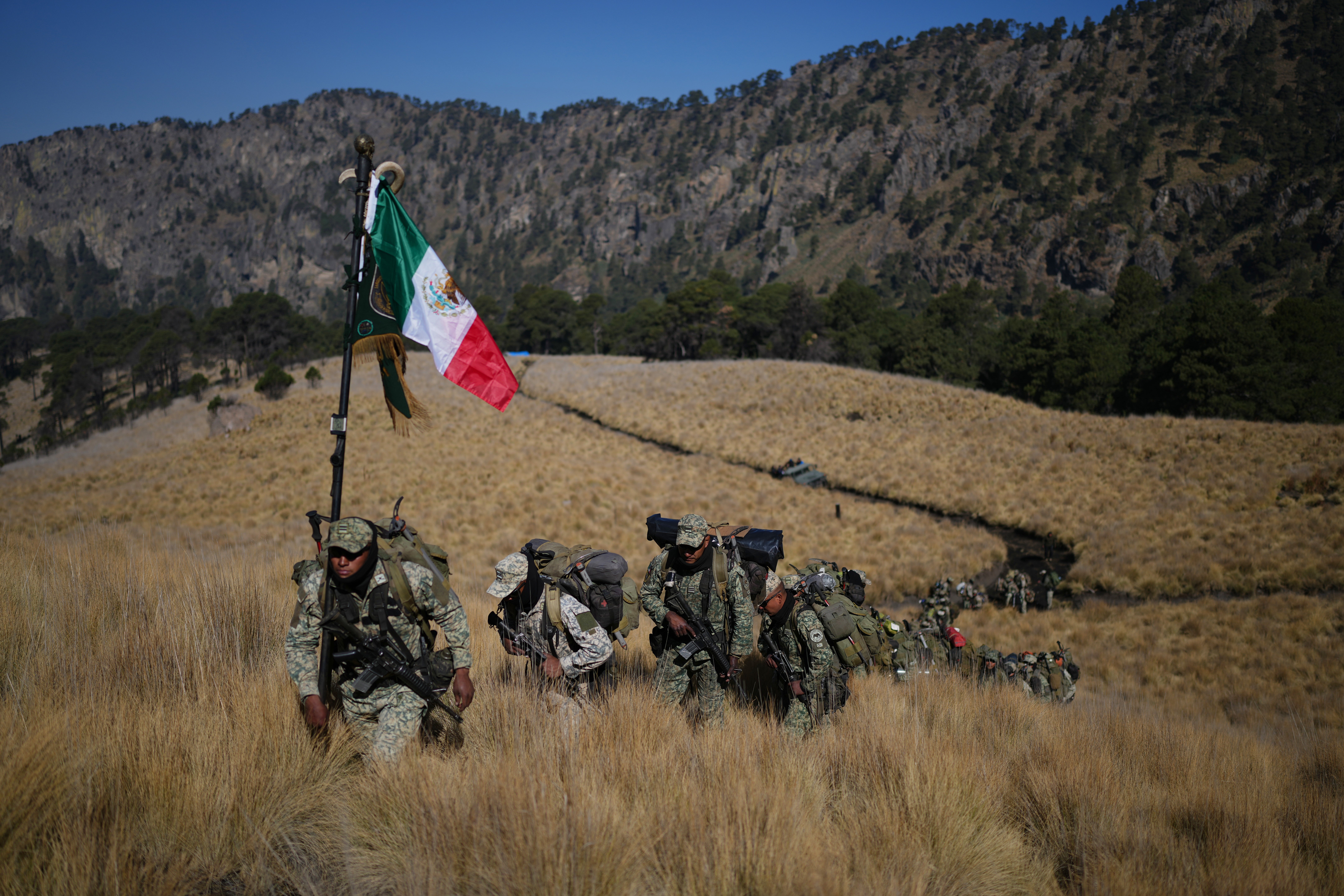 MÉXICO-EJÉRCITO-MURCIÉLAGOS