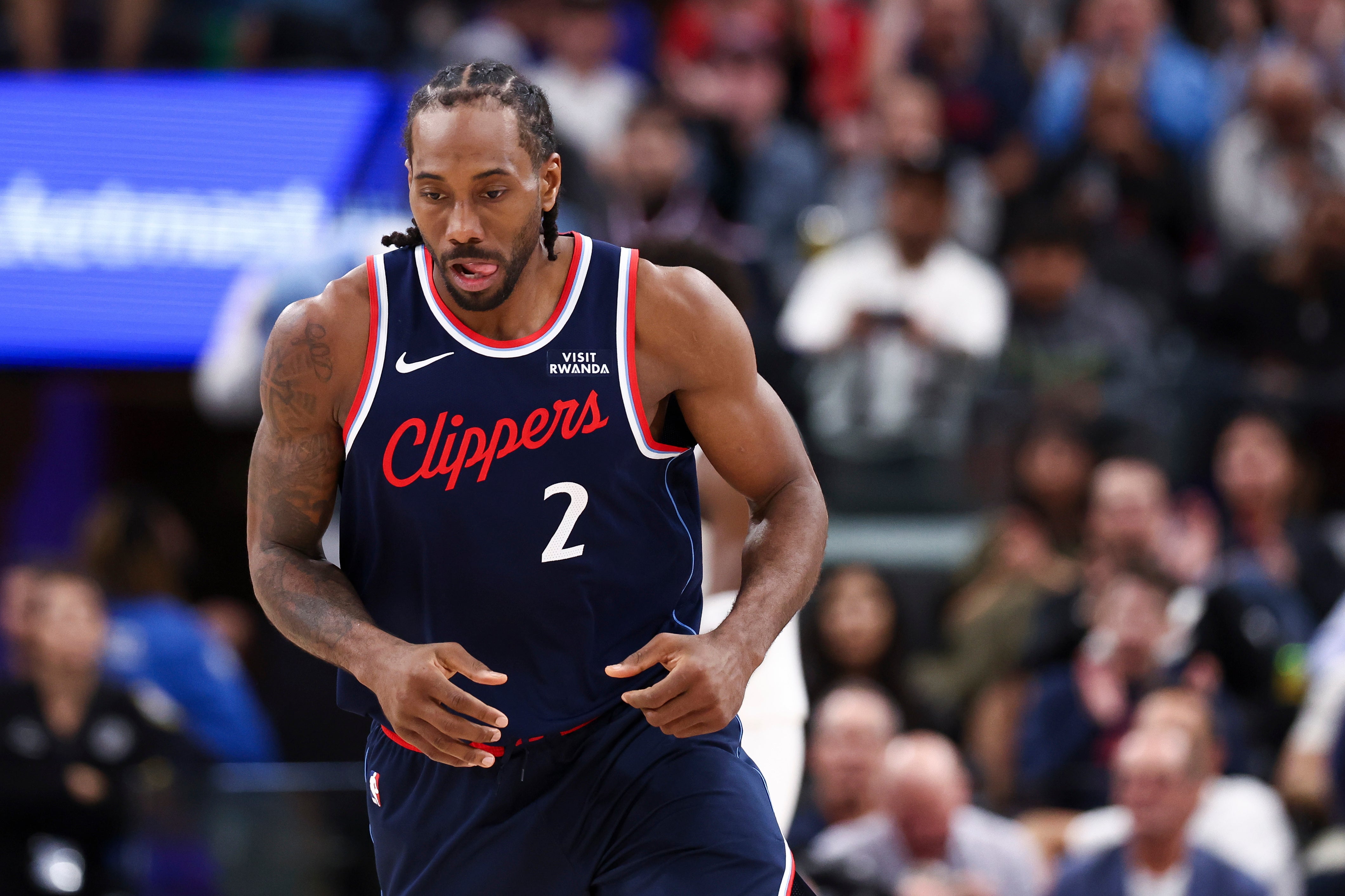 Kawhi Leonard anota 45 puntos en paliza de Clippers, 153-128 a Timberwolves