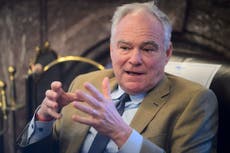 Senadores demócratas presentan resolución sobre poderes de guerra para frenar a Trump en Cuba