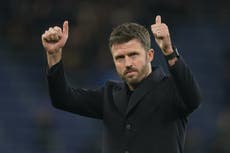 Copropietario del Man United Ratcliffe elogia a Carrick y evita hablar del futuro del técnico