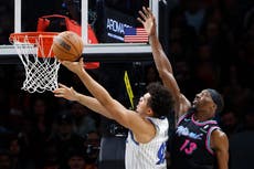 Banchero anota 27, Magic vence al Heat por 121-117 y se pone 5-0 ante Miami esta temporada