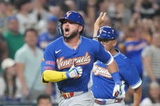 Jonrón de 3 carreras de Abreu lleva a Venezuela a su 1ra semi del Clásico Mundial en 17 años
