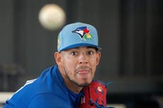 Azulejos: José Berríos se perderá el inicio de temporada por lesión en el codo