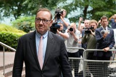 Kevin Spacey llega a acuerdo extrajudicial con hombres que lo acusaron de agresión sexual