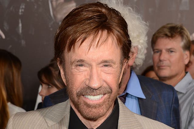 <p>Chuck Norris, quien, según se informa, ha sido hospitalizado en Hawái, en una foto tomada durante el estreno de ‘Los indestructibles 2’ en agosto de 2012</p>