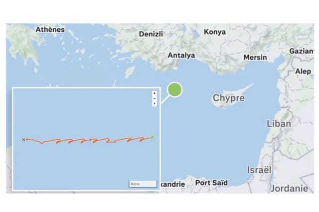 <p>El marinero registró su carrera con la aplicación de fitness Strava mientras estaba desplegado en el portaaviones  </p>