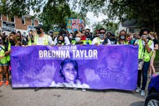 Kentucky: Fiscales federales buscan desestimar cargos contra policías por muerte de Breonna Taylor