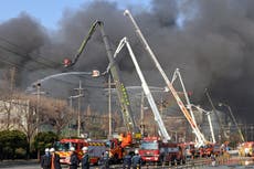 Mueren al menos 10 personas en incendio en fábrica de Corea del Sur