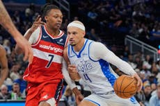 NBA multa con 25.000 dólares a Jalen Suggs por lanzar un protector bucal