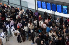 Aumenta el papel de agentes de inmigración en aeropuertos de EEUU por cierre parcial de gobierno