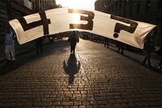 Arrestan a dueños de crematorio investigado en caso de los 43 estudiantes desaparecidos en México